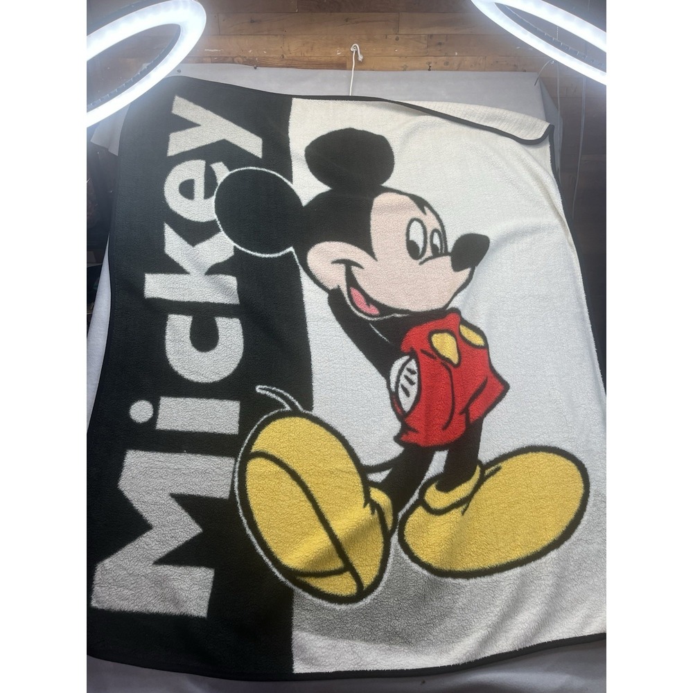 Disney Mickey Mouse Fleece Biederlack Blanket. soft plush throw Vintage